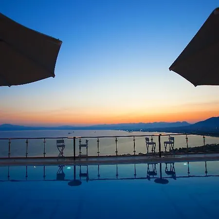 Belvedere Hotel 4*